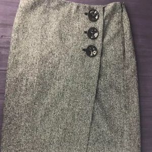 Dana Buchman 2 Gray Long Straight Skirt 3 button